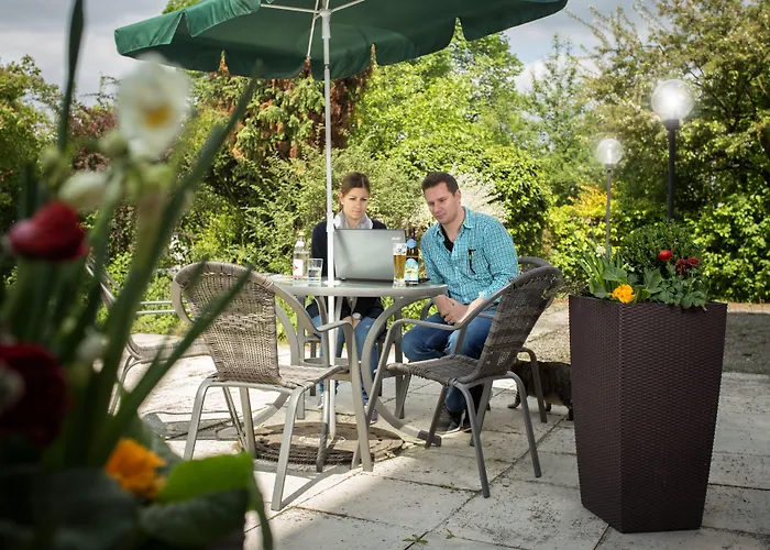 Hotel Altenburgblick 3*