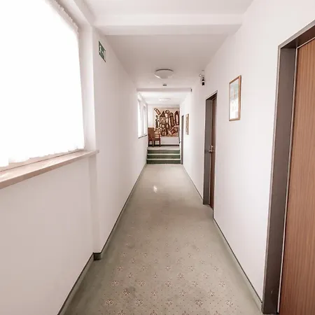 Altenburgblick Hotel 3*