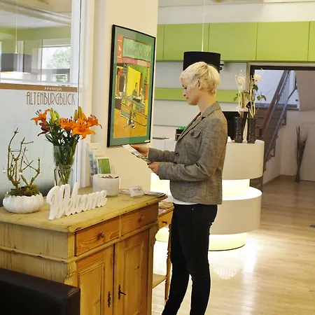 Hotel Altenburgblick 3*